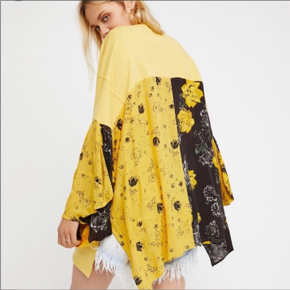 Free People Sunkissed Pullover Graphic Las Palmas Yellow Floral Oversized XS/S - Picture 4 of 10
